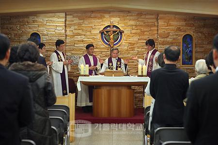 故 유선희 데레사 추모 미사 및 ’유방암 연구 학술상’ 시상식